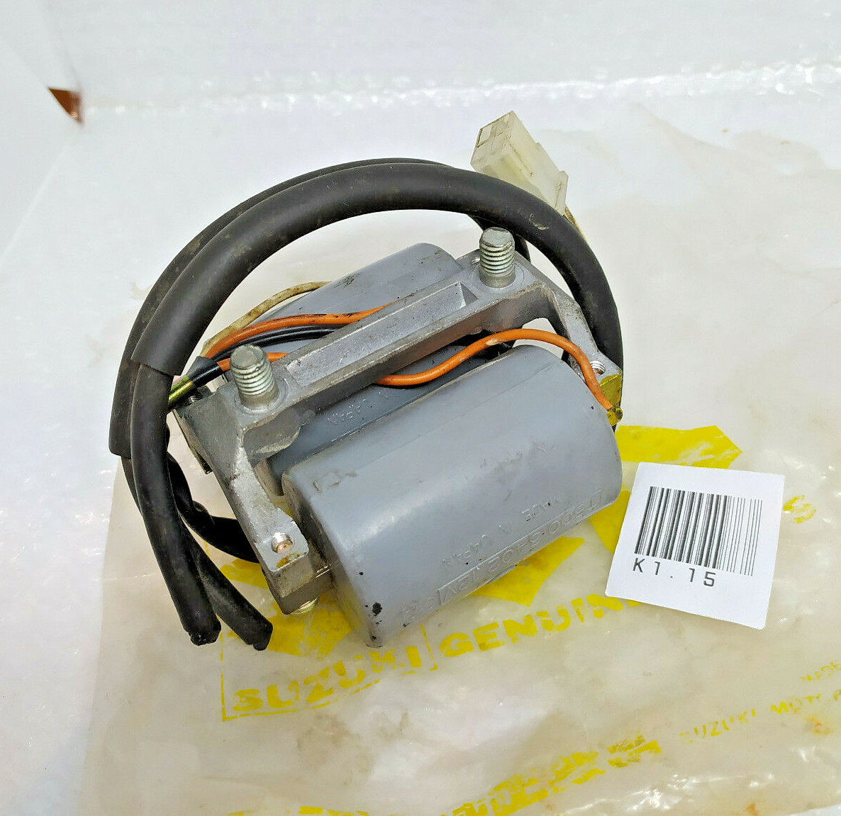 Suzuki T500 T 500 Ignition Coils 33410-15021 OEM 1975 for