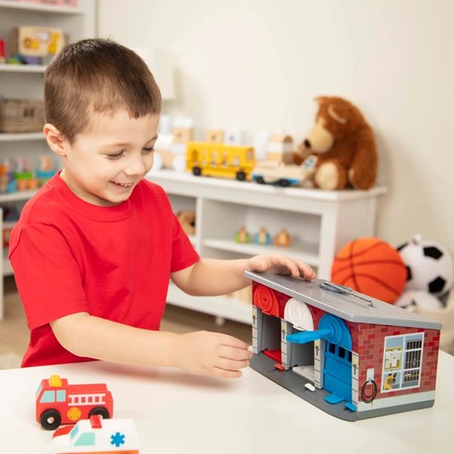 Melissa & Doug 'Lock and Roll' Rescue Vehicle Garage - Brand New - Picture 2 of 9