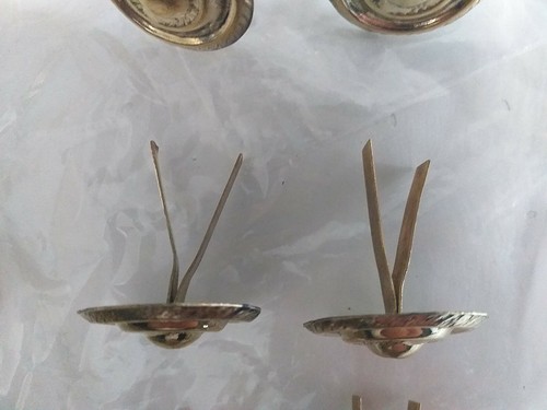 (1557)  2x Messingblech Splintrosetten mit Doppelsplint für Schuppenkette 25mm  - Bild 1 von 12