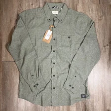 Weatherproof Vintage Men's Performance Shirt Medium Long Sleeve Button Up Green