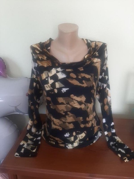 Women Blumarine Sweater Black Viscose 38 / M / 46