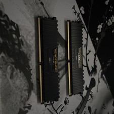 Corsair Vengeance LPX Desktop Memory 32GB 2x16GB DDR4