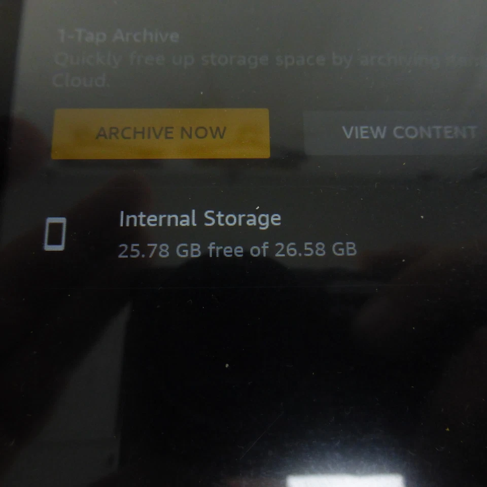 Amazon HD 8 Fire Tablet (8th Generation) Good Working Order 26GB Storage - Image 4 of 4