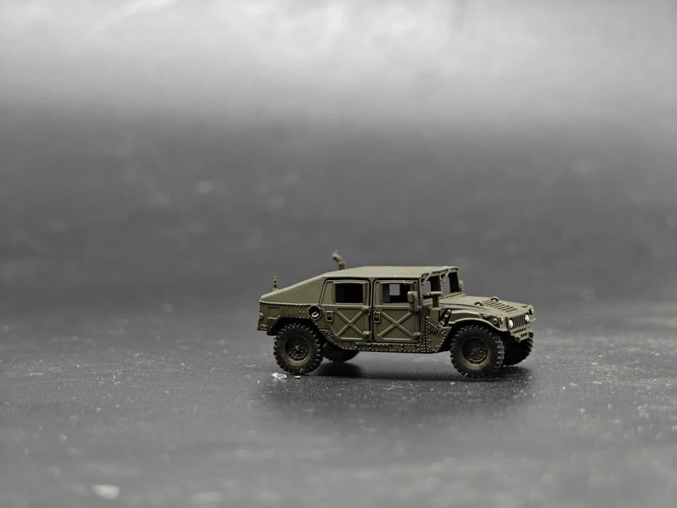 3D Printed 1/144 U.S. Army Humvee Armored Vehicle Finished Colored Model hot - Bild 2 von 4