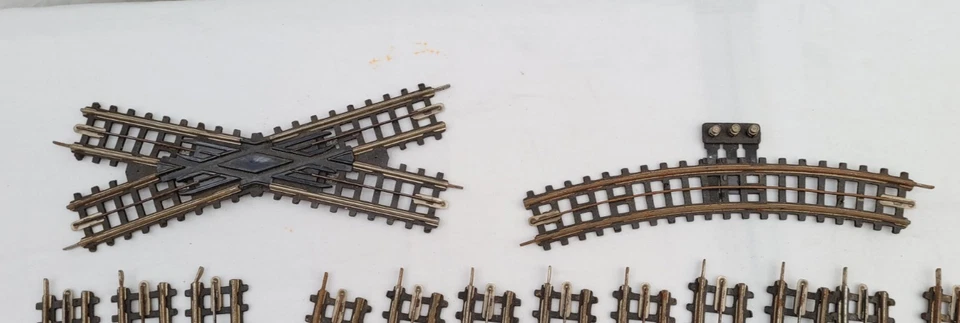 Vintage Trix Twin 3 Rail OO Gauge Fibre Based Mixed Model Railways Track - Image 2 of 4