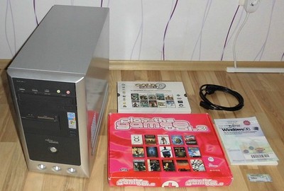 Retro PC Pentium IV mit 3,0 GHz Windows 98 SE + XP und Spiele