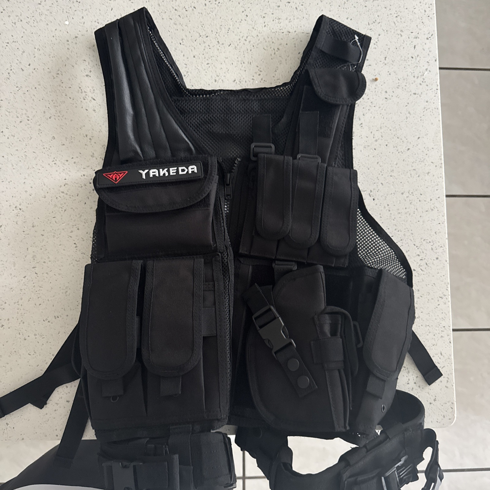 YAKEDA Tactical Molle Vest for Outdoor Range Duty & Airsoft  