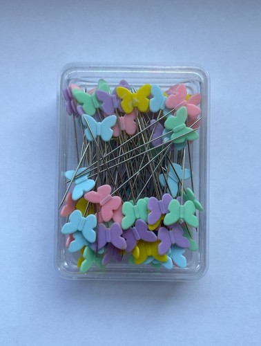 100 Butterfly Head Sewing Pins for Patchwork Sewing Quilting 5 Pastel Colours - Picture 2 of 3