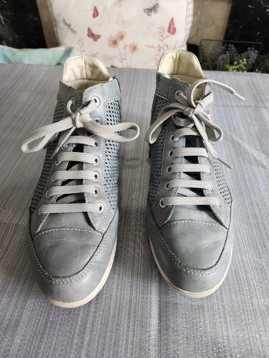 Geox cheap grey trainers
