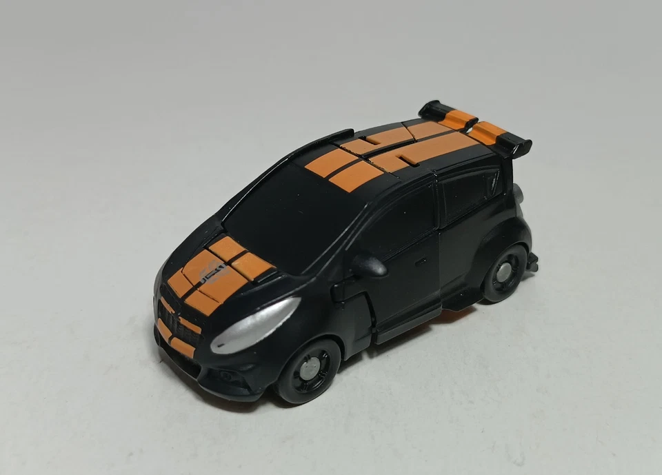 HASBRO TRANSFORMERS 2011 MOVIE DOTM LEGION CLASS MUDFLAP 100% COMPLETE - Image 3 of 4