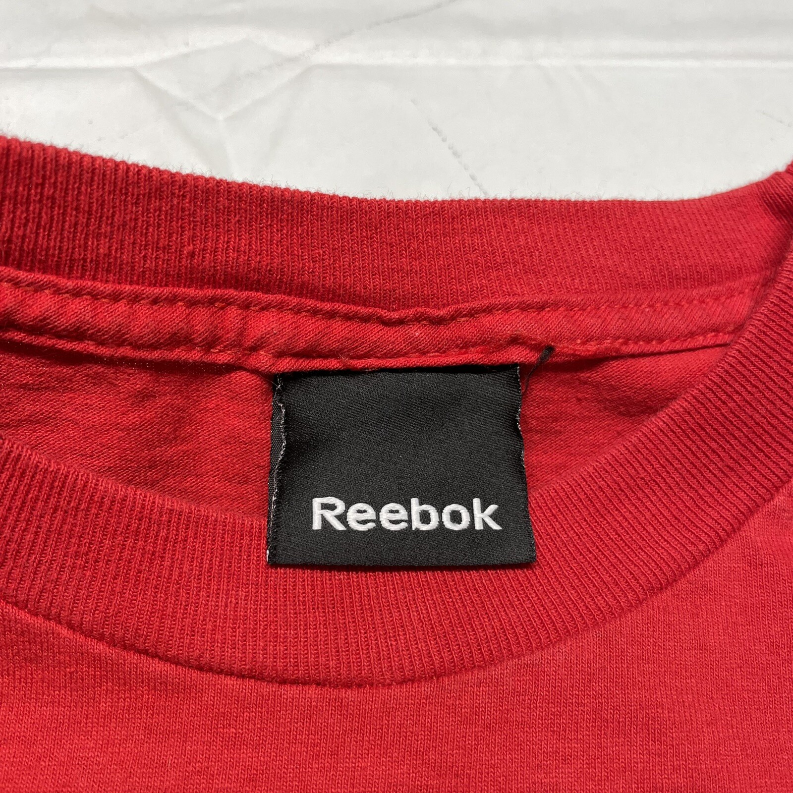 Chicago Blackhawks Long Sleeve T-Shirt Men’s Small Red NHL Hockey Reebok Logo thumbnail 6