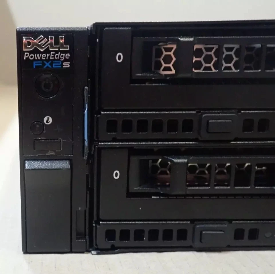 Dell PowerEdge FX2S 4-Node Chassis +4x FC640 8x Gold 6126 768GB RAM 2x 480GB SSD - Image 2 of 4