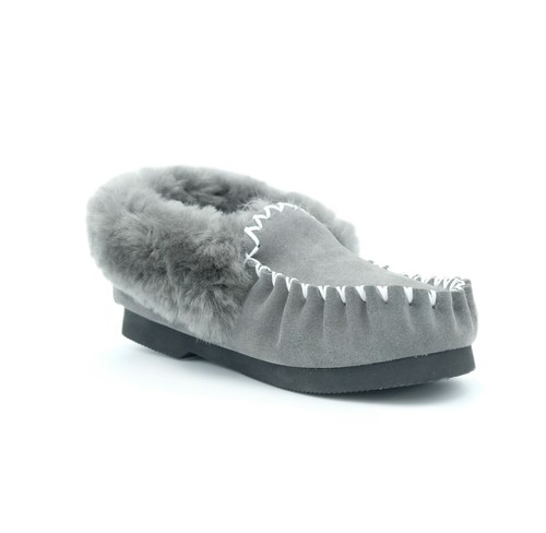 100% Australian Sheepskin Moccasin - Women's Men's Slippers, Warm Slip On Uggs - Picture 4 of 47