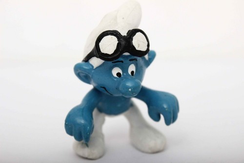 Smurfs Lot of 3 Vintage Bully Schleich Smurfs - Picture 7 of 11