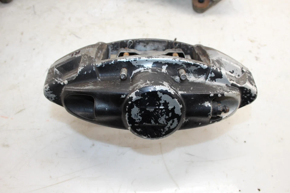 Juego de pinzas de freno deportivo Akebono Infiniti Q60 G37 2008-2015 cupé OEM CH78 Foto 2 de 4