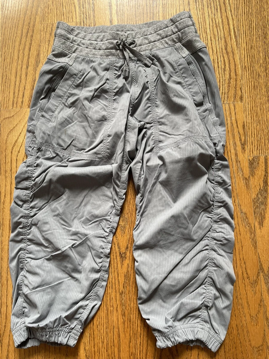 IVIVVA Lululemon Gray Live to Move Crop Pants Girls Youth Size 12