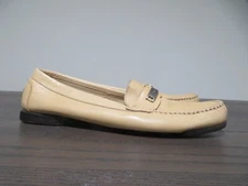 Salvatore Ferragamo Womens 8 Shoes Slip On Sport Loafers Driving Beige Leather