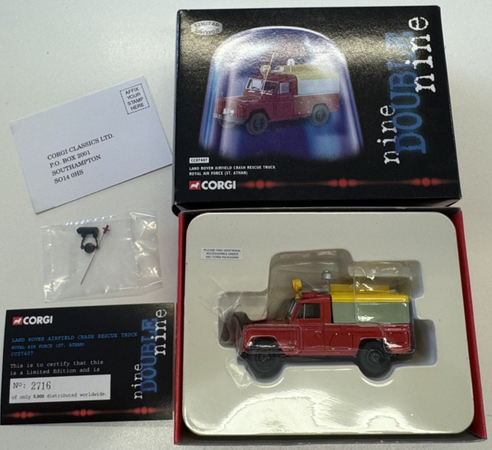 RAF FIRE SERVICE LAND ROVER CRASH RESCUE TRUCK - 1/43 scale by CORGI CC07407
