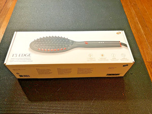 T3 Edge Heated Smoothing & Styling Brush 77582