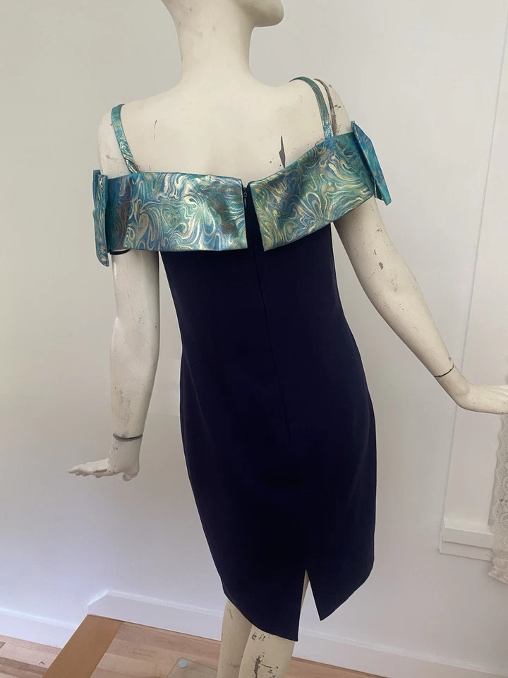 Vestido Vintage Años 80 Jessica Howard Hombro Descubierto Moveble Azul Marino Lazo Foto 3 de 4