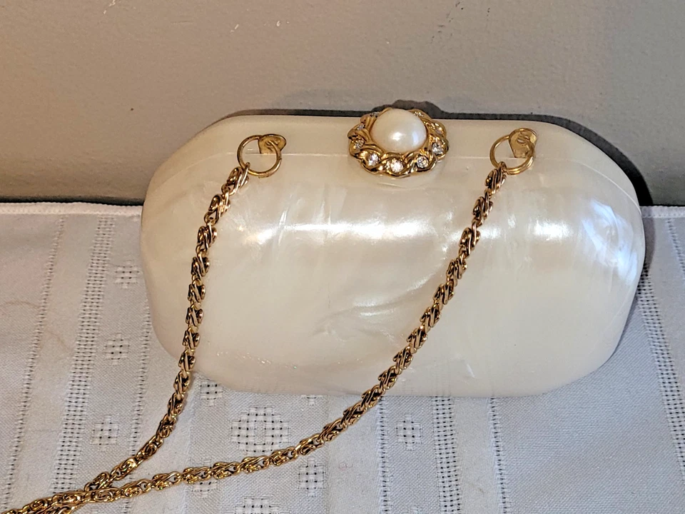 Plastic Mother of Pearl White Hard Box Handbag Clutch Gold Chain Strap Vintage - Image 2 of 4