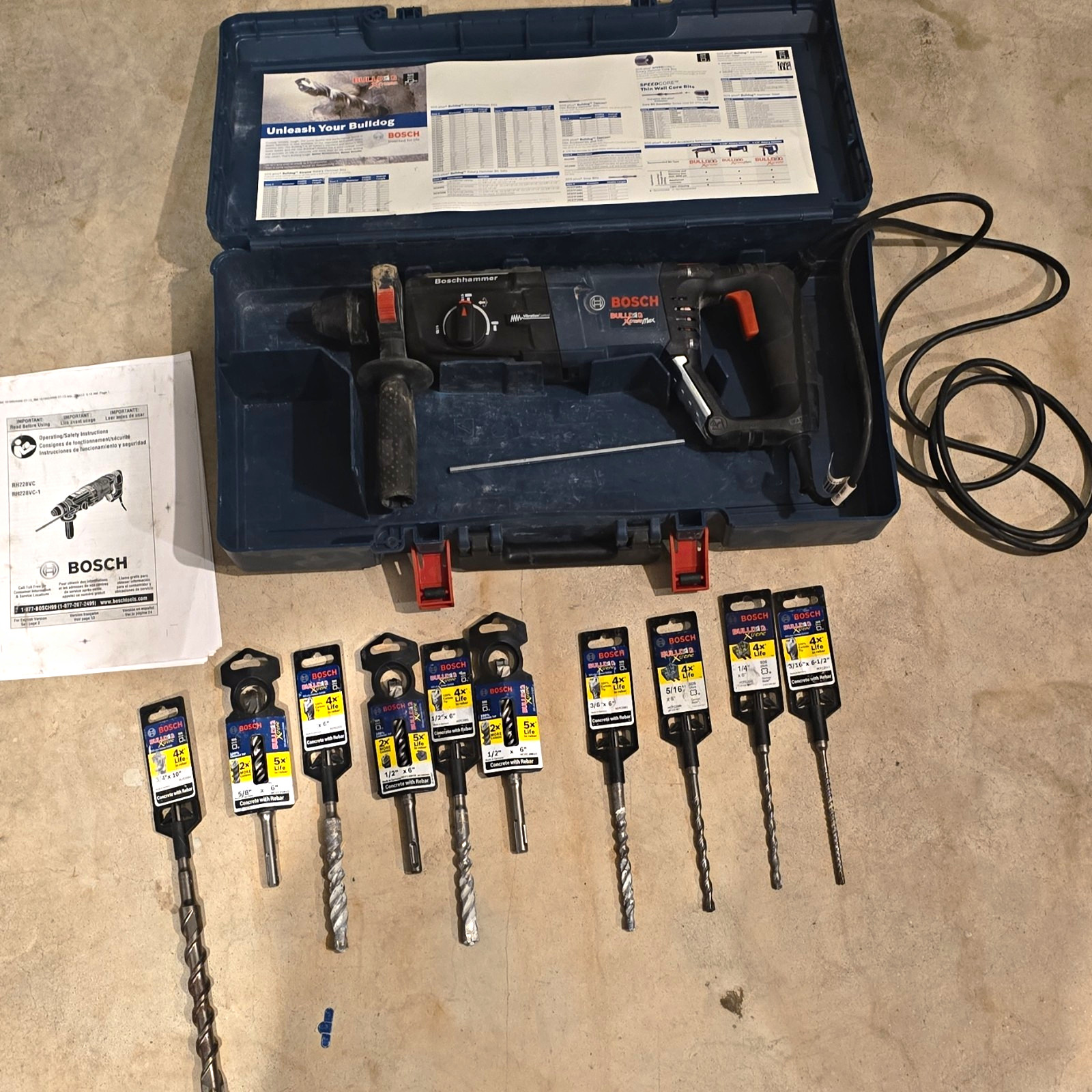 Bosch RH228VC Corded Rotary Hammer Drill w/ Case SDS-Plus Bit Set 3/16-3/4"