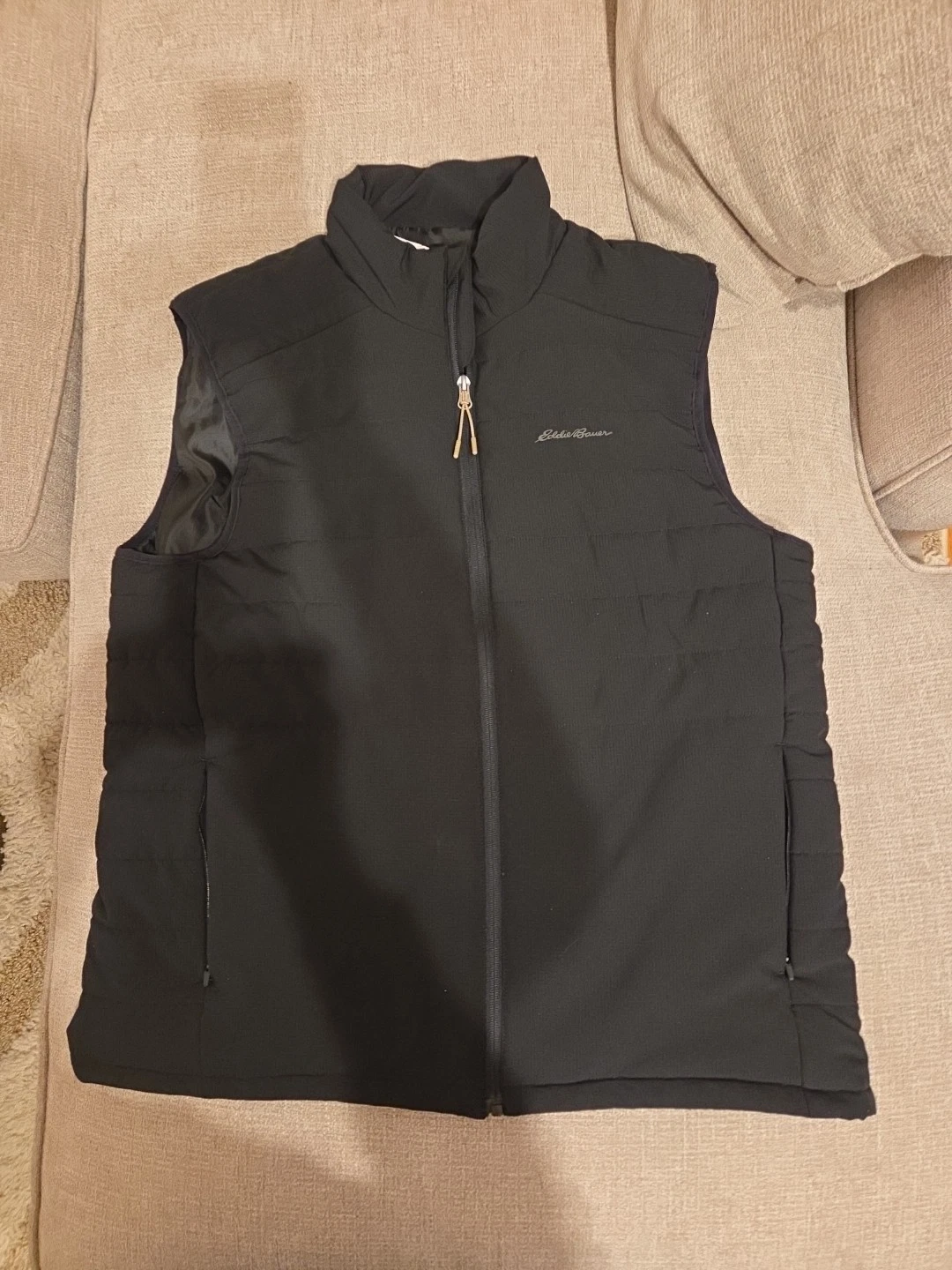 NEW Eddie Bauer Palisade Black Quilted Mens Vest Size LARGE L light weight
Opens in a new window or
