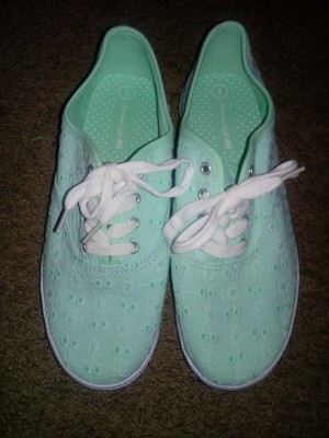 american eagle womens tennis shoes