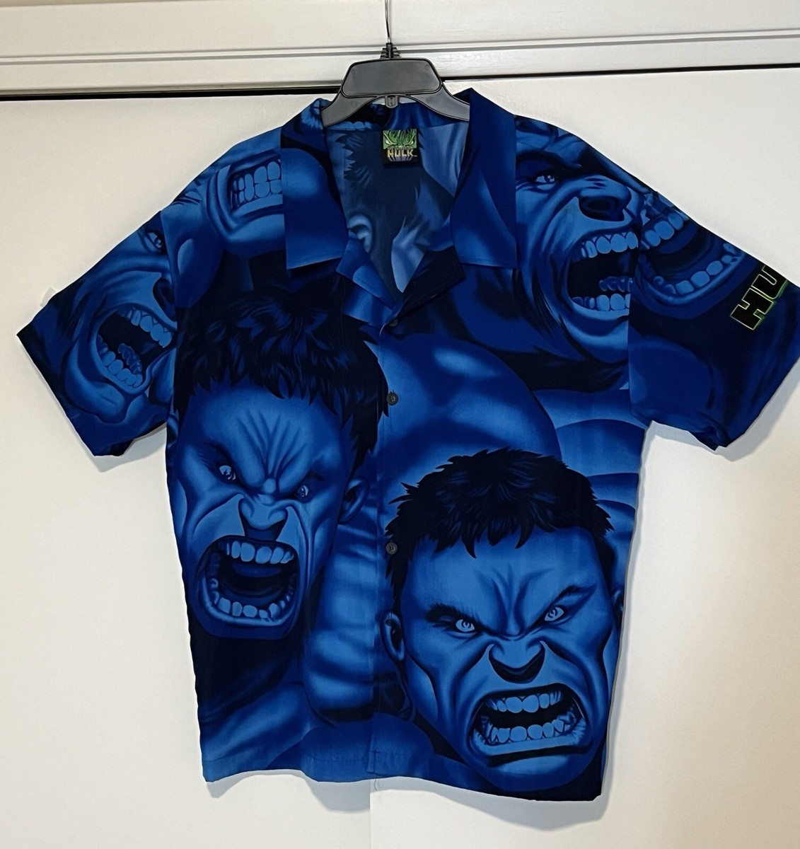 VINTAGE Marvel sz L Men Button Shirt Blue Incredible Hulk All Over