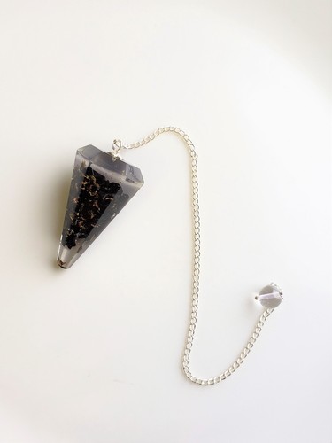 Natural Tourmaline Pendulum / Tourmaline Orgone Pyramid Pendulum / 6 Sided Cone - Picture 4 of 7
