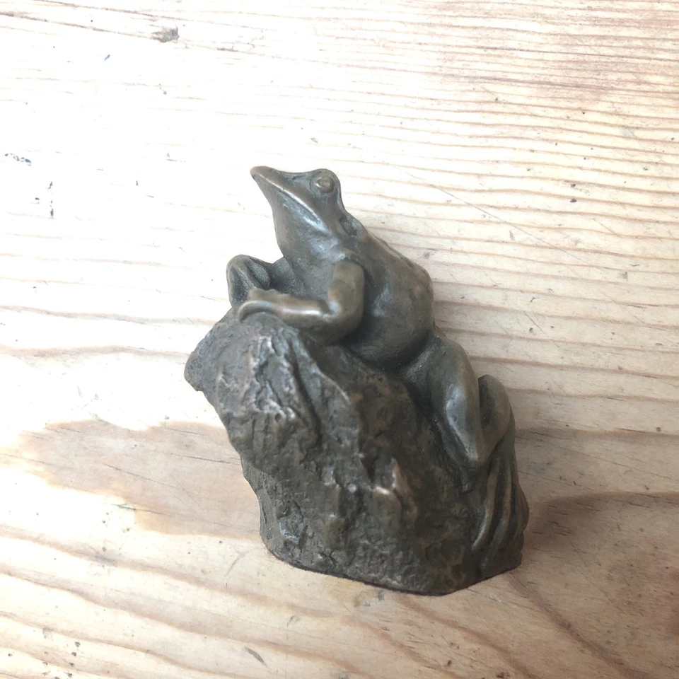 Rare Vintage Artist Signed ED CHALLENGER Limited Number Bronze Frog Sculptures. - Image 4 of 4