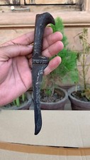 Antiguo cuchillo de hoja de hierro tallado con empuñadura de hierro forjado a mano daga caza Qatar