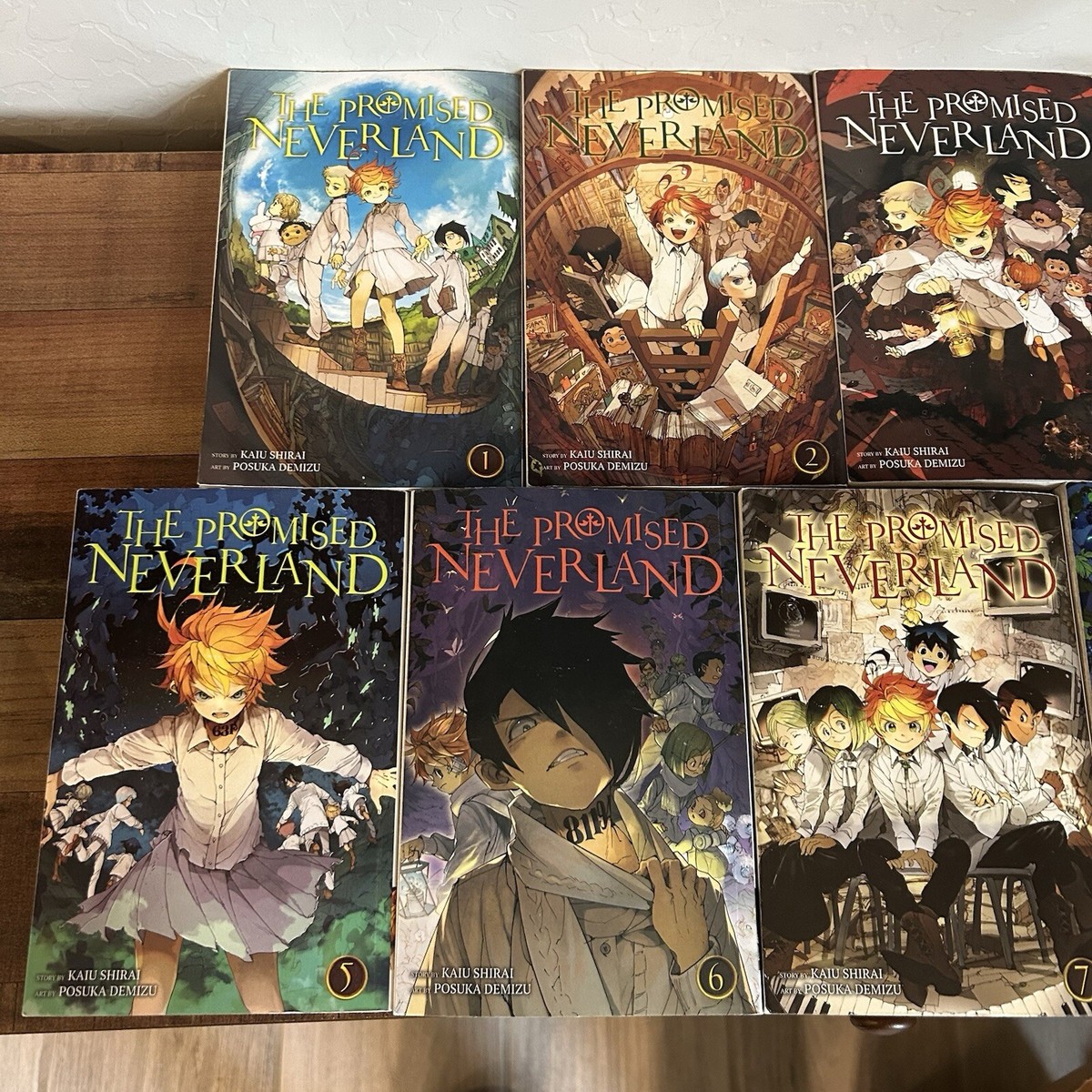 約束のネバーランド 英語版 1-15巻セット 約束のネバーランド 英語版 1