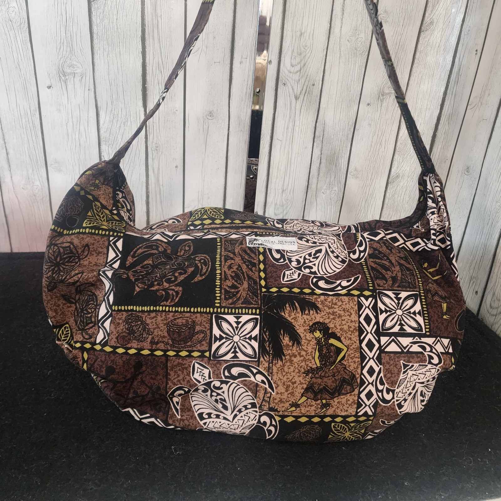 Local Design Hawaii Patchwork Turtle Hula Shoulde… - image 1