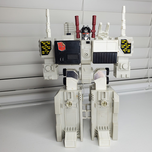 Metroplex Vintage 1985 G1 Transformers Hasbro Action Figure - Picture 2 of 19