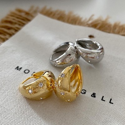 Eleganter Ohrschmuck mit architektonischem kreisförmigem modularem Design