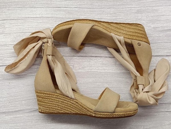 Women UGG Heels Beige Textile 37