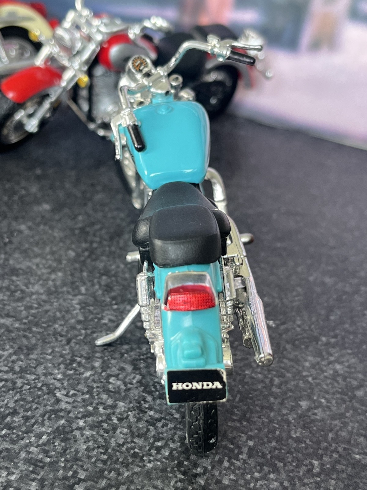 Foto 10 di 22
