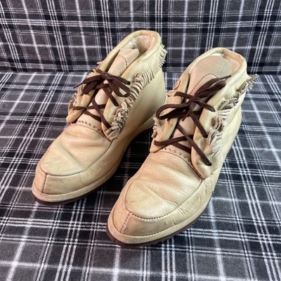 Vintage Elk Women's Tan Shoes by Nap Gignac Canada - Size 6