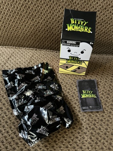 Universal Bitty Monsters Open Box/sealed Bag Dracula Collectible Mystery Figure - Picture 4 of 5