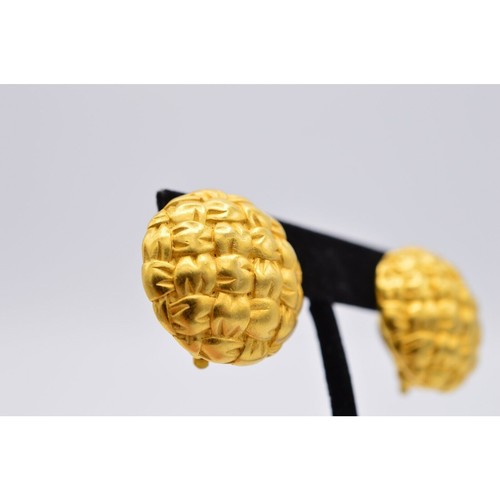 Givenchy Vintage Clip On Earrings Brushed Gold Matte Quilted Chunky Signed BinH - Picture 8 of 12