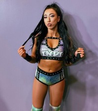 BEAUTIFUL INDI HARTWELL 8X10 Photo