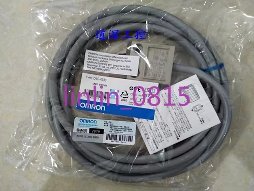 1Pcs New Omron limit switch D4C-4233 3M