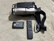Canon ES190A 8mm Video8 Camcorder Battery  Remote No Charger Untested