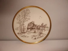 Lenox Stagecoach Tea Tile/Trivet L60 Beige w/Gold 6 1/2" Diameter USA VGC 