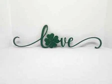 Lucky Shamrock Love Script – St. Patrick’s Day Irish-Inspired Decorative Sign