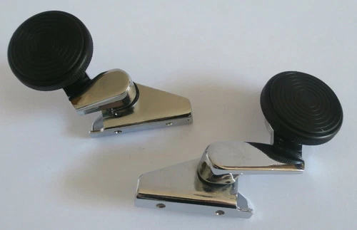 VENT WING WINDOW LATCH SET LEFT & RIGHT VOLKSWAGEN T1 BUG SUPER BEETLE 1968-1977 - Picture 1 of 2