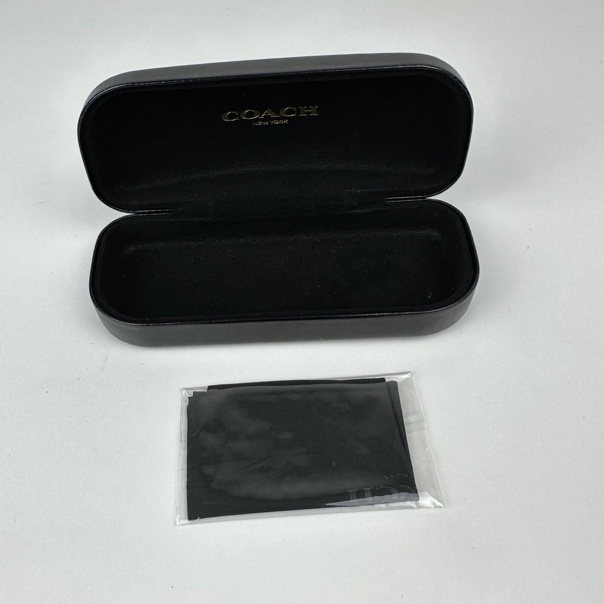 Coach sunglasses and sunglass hard case coach sunglasses hard case Like new | Mercari main image 4