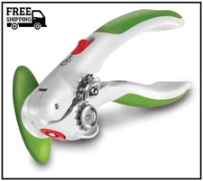 Zyliss Lock N' Lift Can Opener - Manual Can Opener with Built-In Magnet - Safety