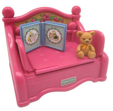 Fisher Price Briarberry Pink CHAIR BED Pullout Couch With Book Bear 1998 VINTAGE